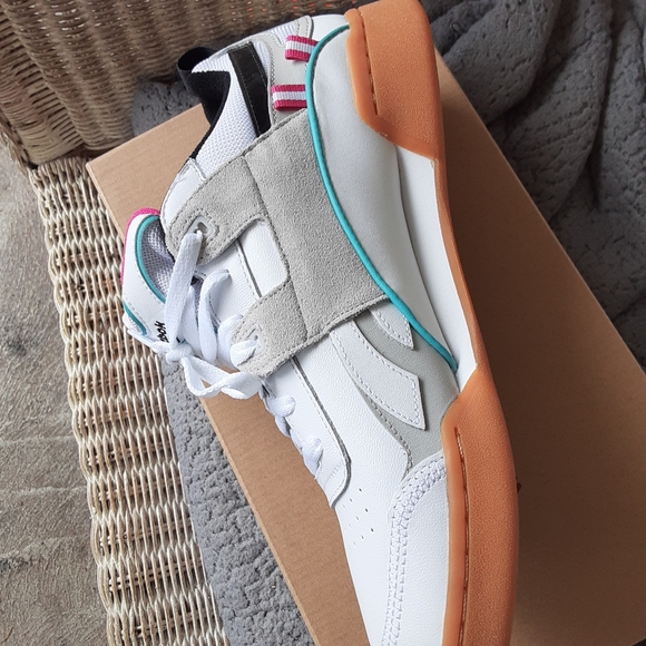 Reebok size 10 ati - Picture 4 of 5